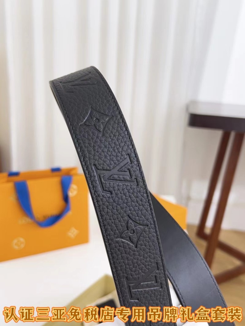 LOUIS VUITTON Belts